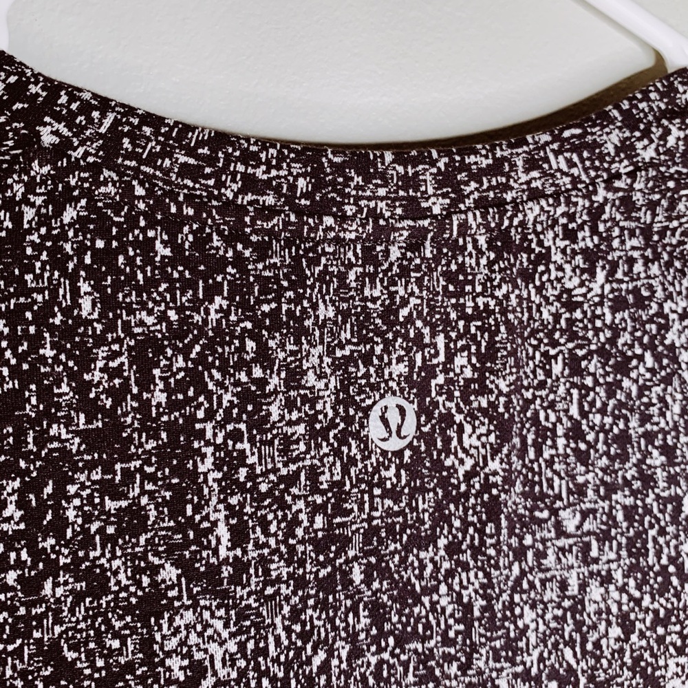 Lululemon longsleeve size 10